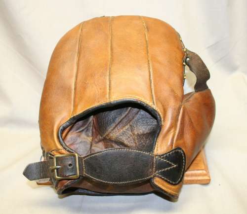 Victor, Wright & Ditson BM47 Basemitt Back